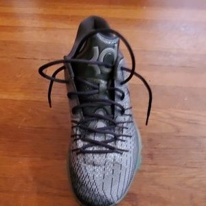 Kevin Durant 8 shoes